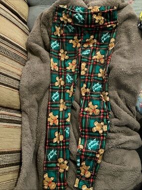 No Boundaries Multicolor Christmas Leggings